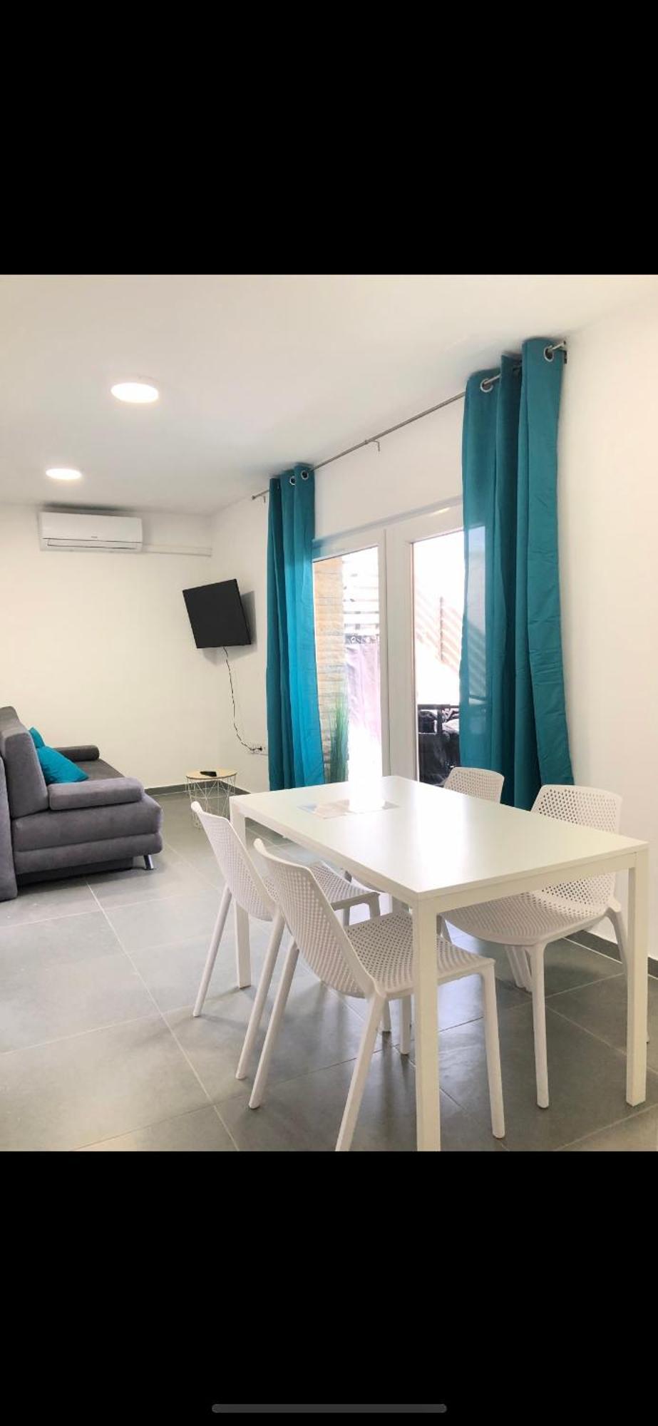 Vip Deluxe Apartment Arian Novalja Buitenkant foto